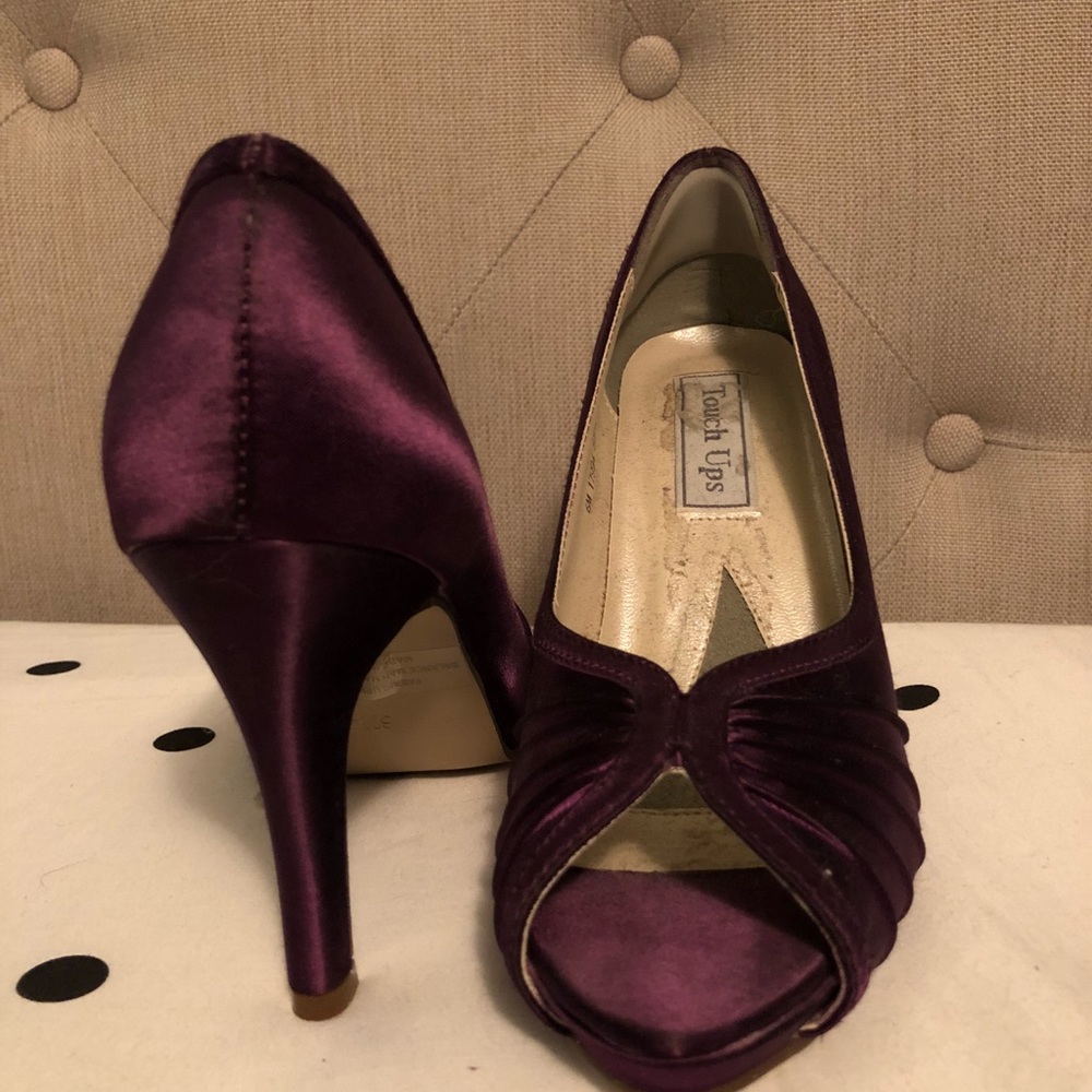 Touch Ups Heels